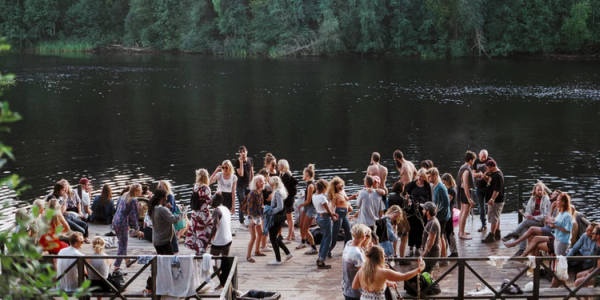 Frauen kennenlernen im Alltag